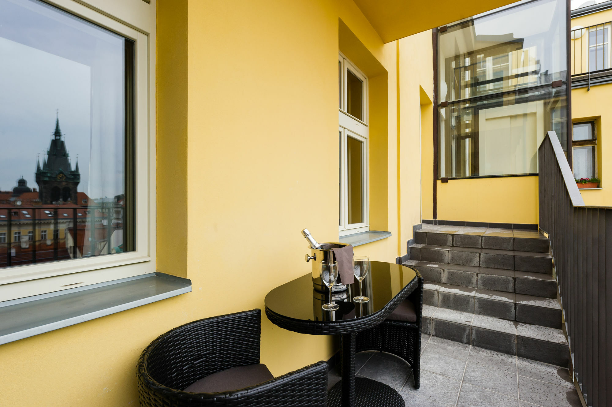 Jindrisska Apartments Прага Екстер'єр фото